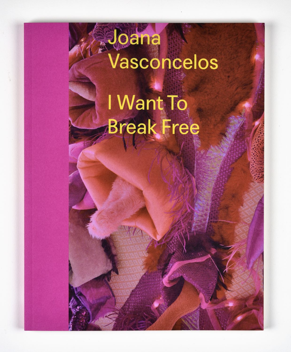 Joana Vasconcelos. I Want to Break Free